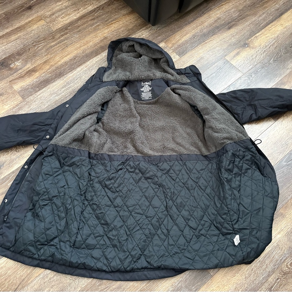 LL Bean Women’s Parka  Sz Small - Picture 8 of 16